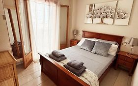 Apartamentos Rosi - 5-10 Minute Walk To La Zenia Beach, Beach Bar, Cliff Walk, Shops, Paddys Point, Cabo Roig - Free Fast Fibre Optic Broadband